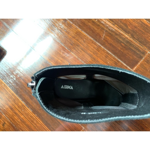 ASKA Collection 100% Suede Mesh Leather Boots - Picture 7 of 9